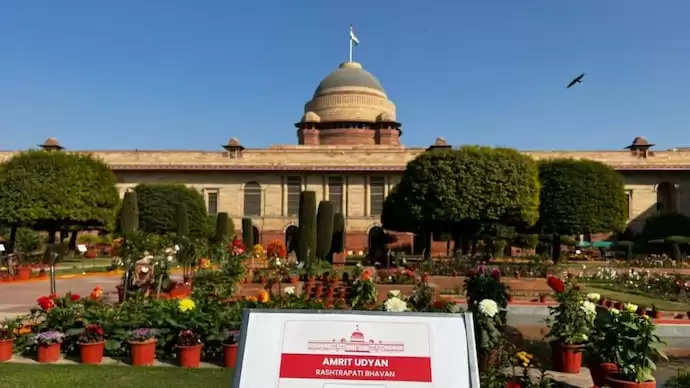 राष्ट्रपति भवन में स्थित मुगल गार्डन का नाम बदलकर अब अमृत उद्यान रखा गया है, जानिए कैसे आप घूम सकते हैं अमृत उद्यान